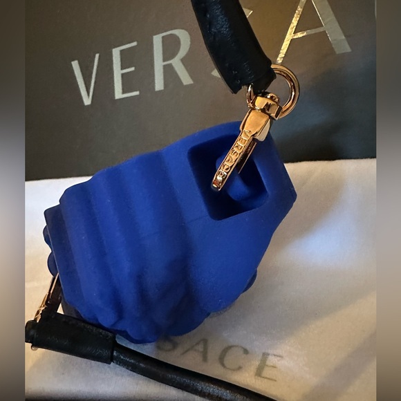 Versace 'La Medusa' AirPods Pro case NEW (AUTHENTIC) - Picture 9 of 13